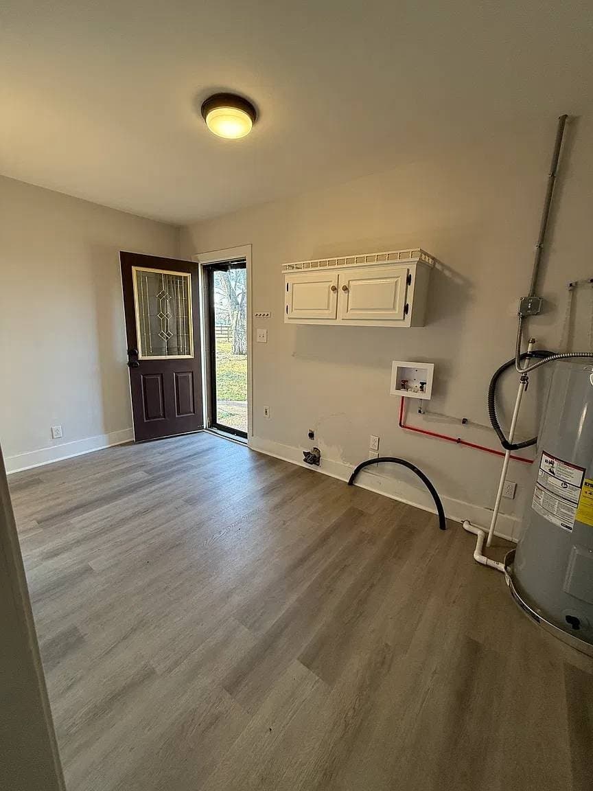 Murfreesboro House: 1504 Harrison Rd