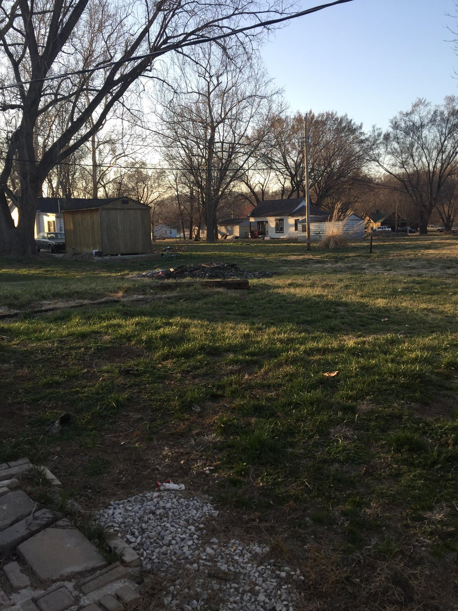 Kansas City House: 418 Spratley St