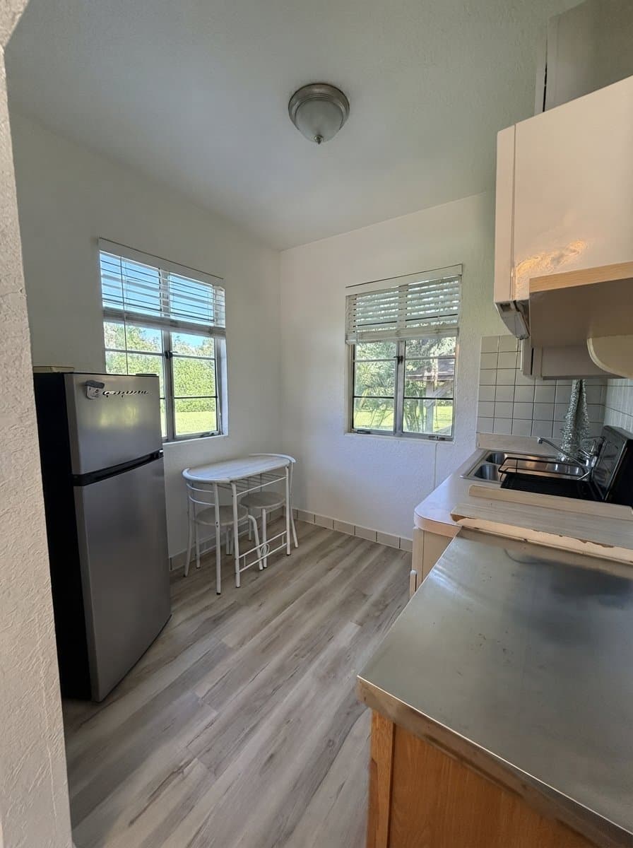 Safety Harbor Apartment: 3110 Philippe Pkwy
