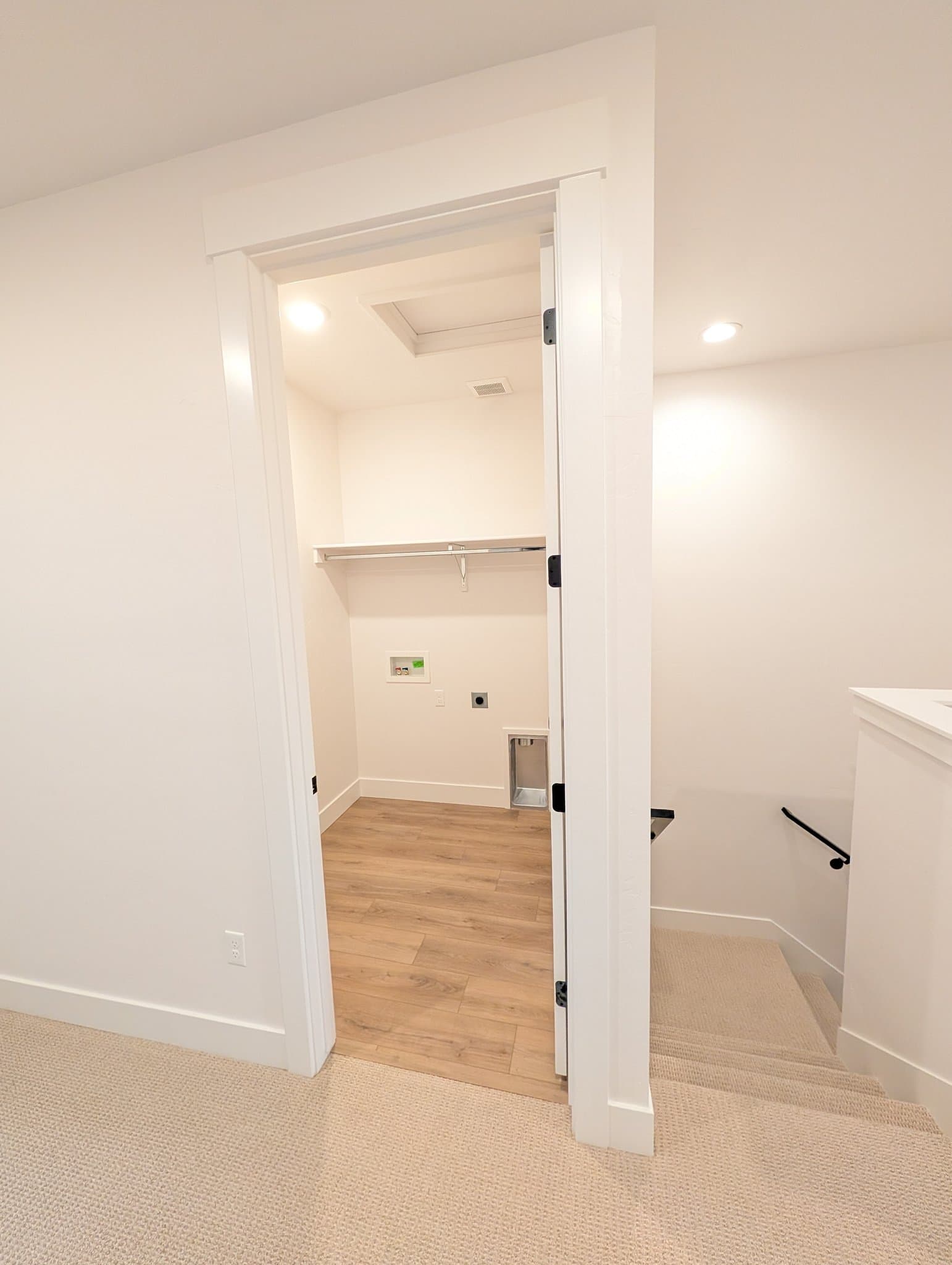 Eagle Townhome: 365 E Lombard Ln