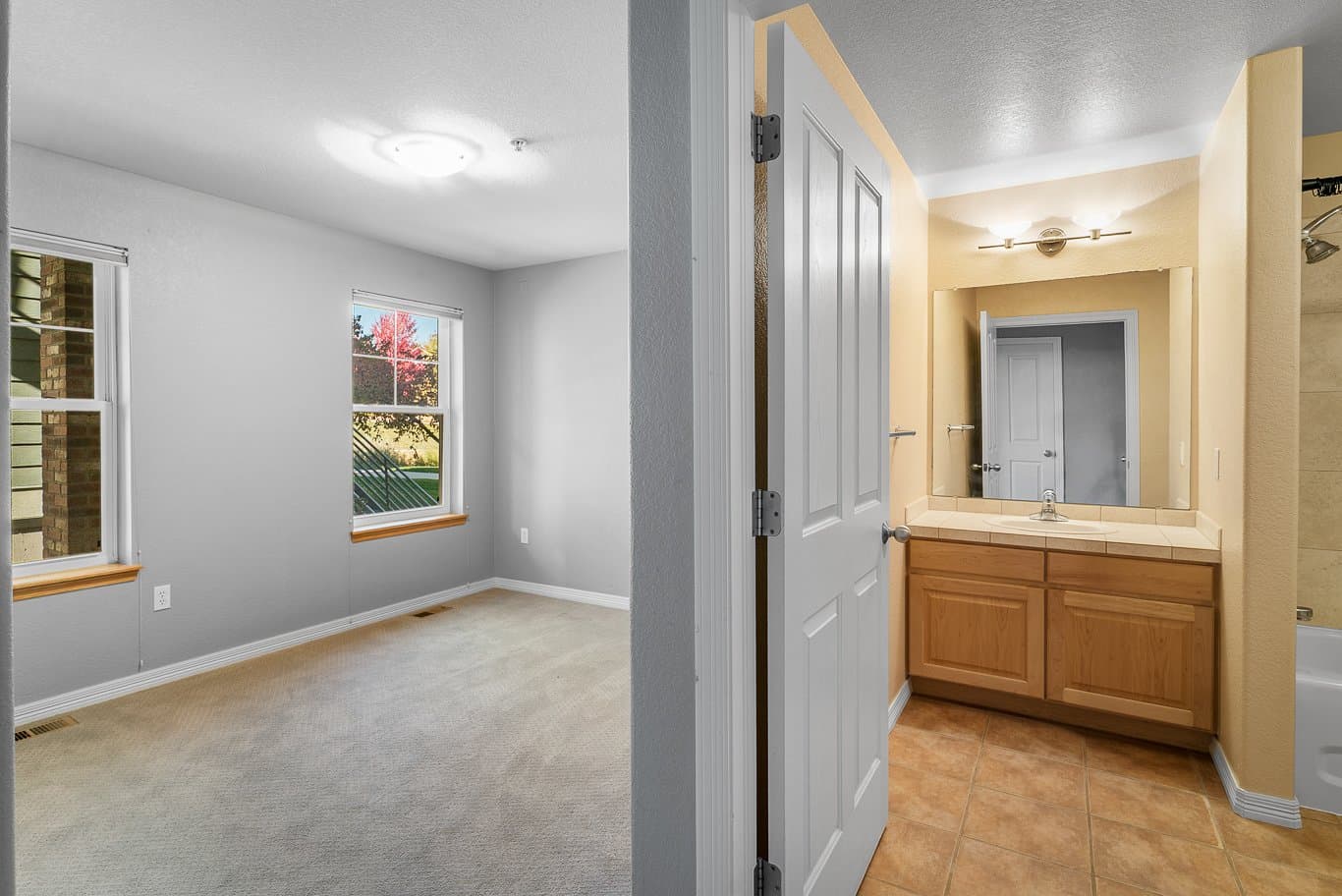 Boulder Condo: 947 Laramie Blvd