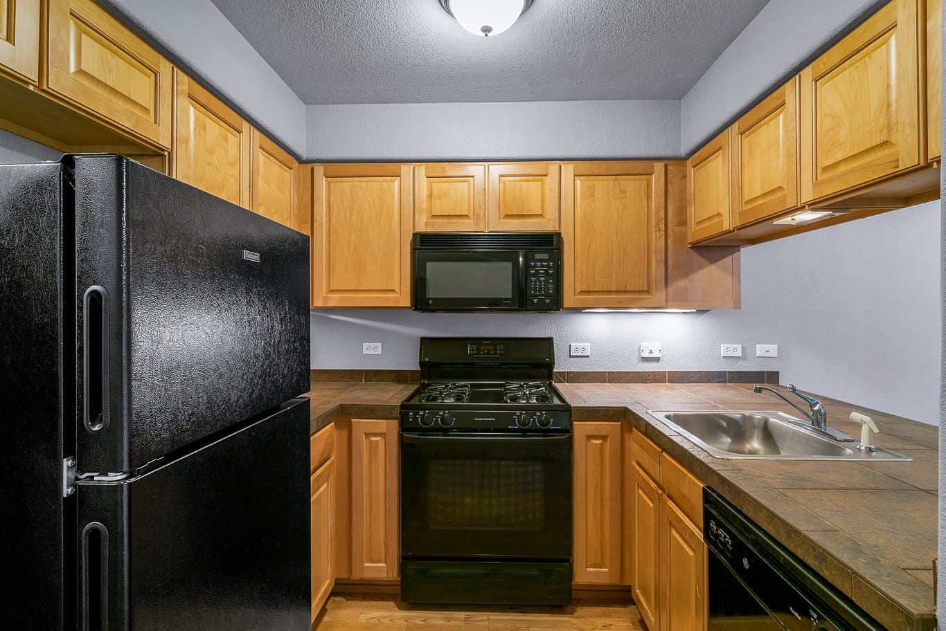 Boulder Condo: 947 Laramie Blvd