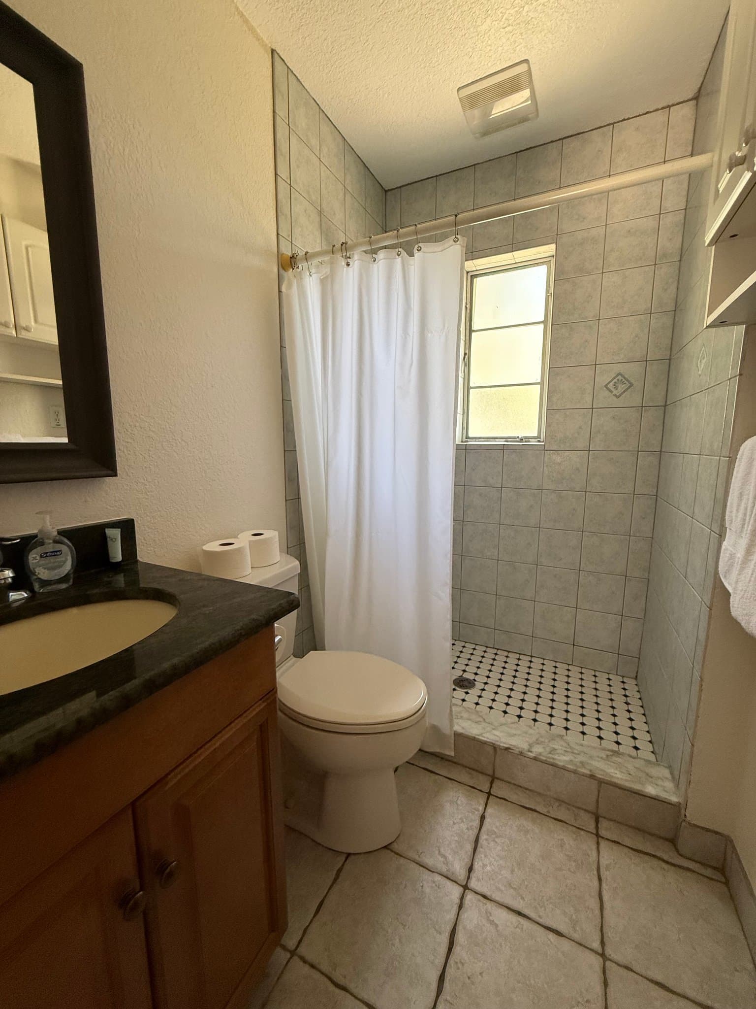 Safety Harbor Apartment: 3110 Philippe Pkwy