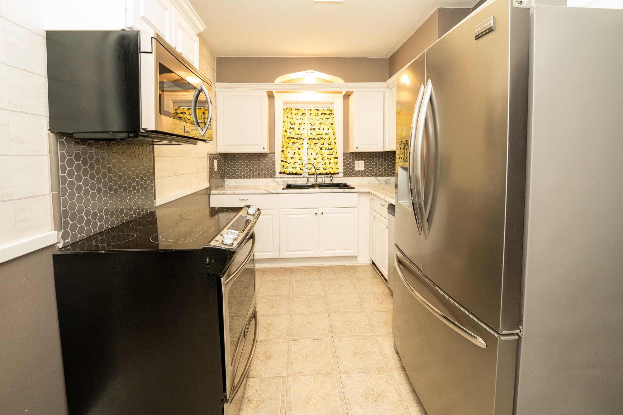 Evansville House: 104 S Weinbach Ave