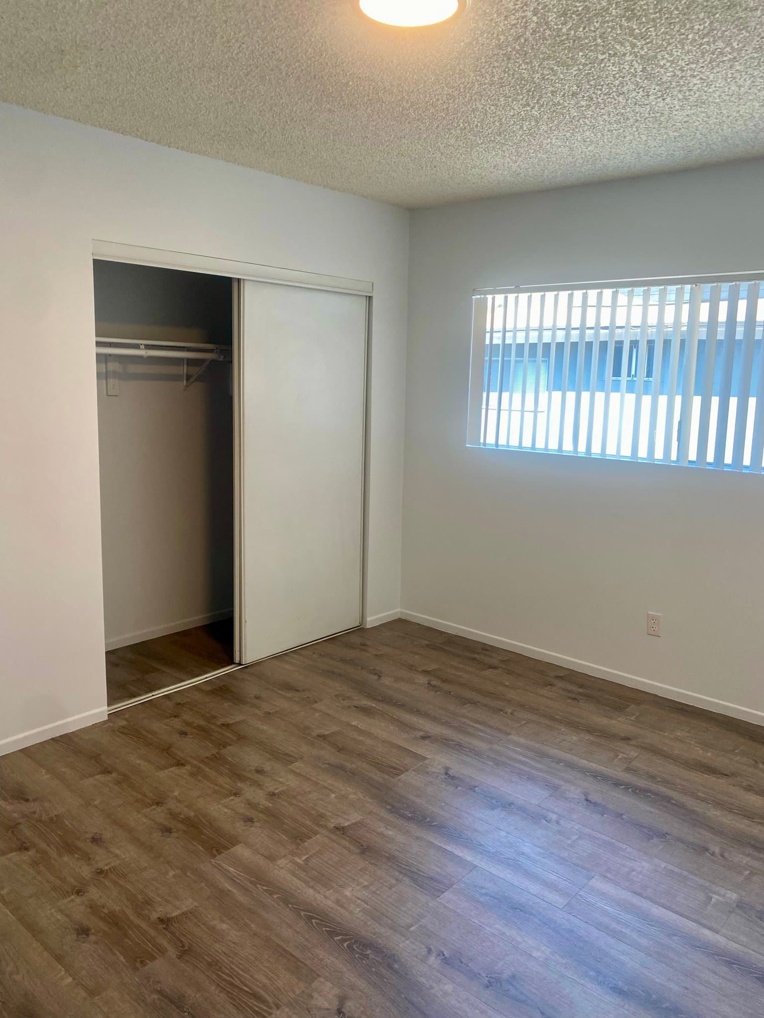 Inglewood Condo: 811 Austin Ave