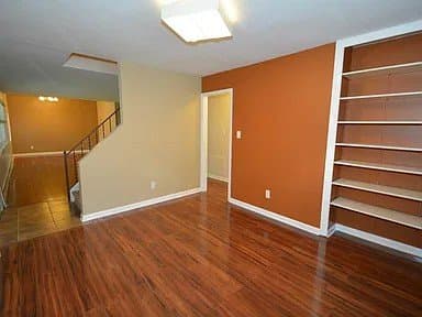 Waterford House: 3543 Percy King Rd