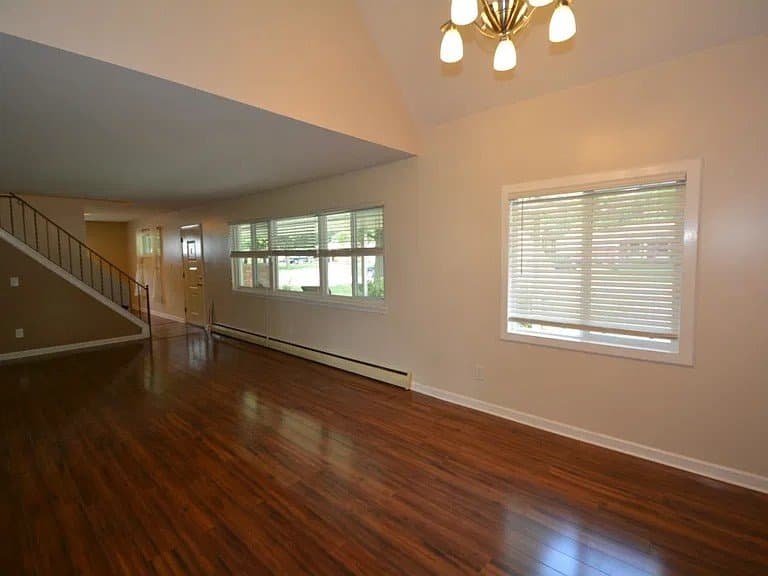Waterford House: 3543 Percy King Rd