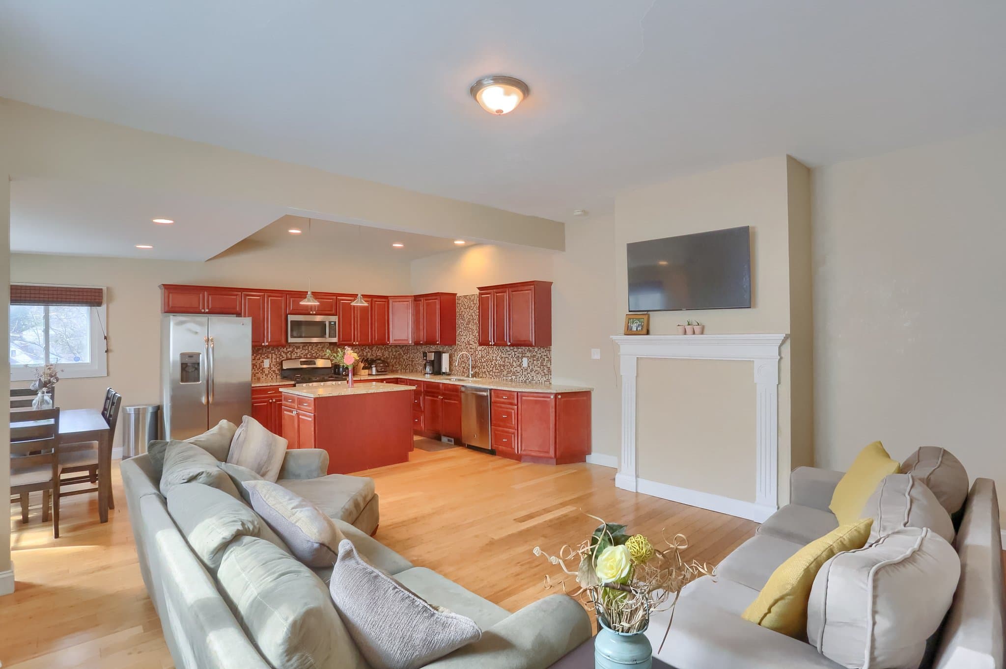 Pittsburgh House: 323 Virginia Ave