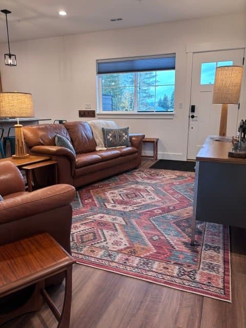Ponderay Condo: 50 Carnelian Ave