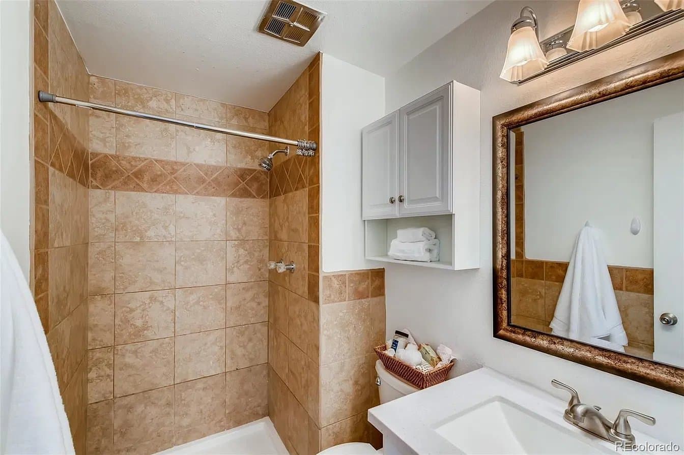 Northglenn Townhome: 388 E 116th Ave