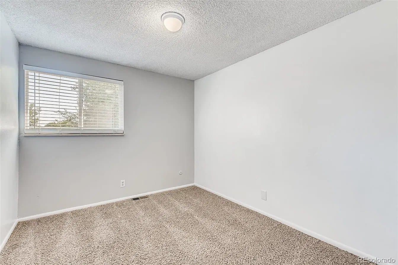 Northglenn Townhome: 388 E 116th Ave