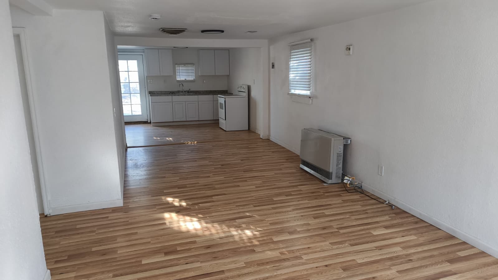 Pueblo House: 2105 W 19th St