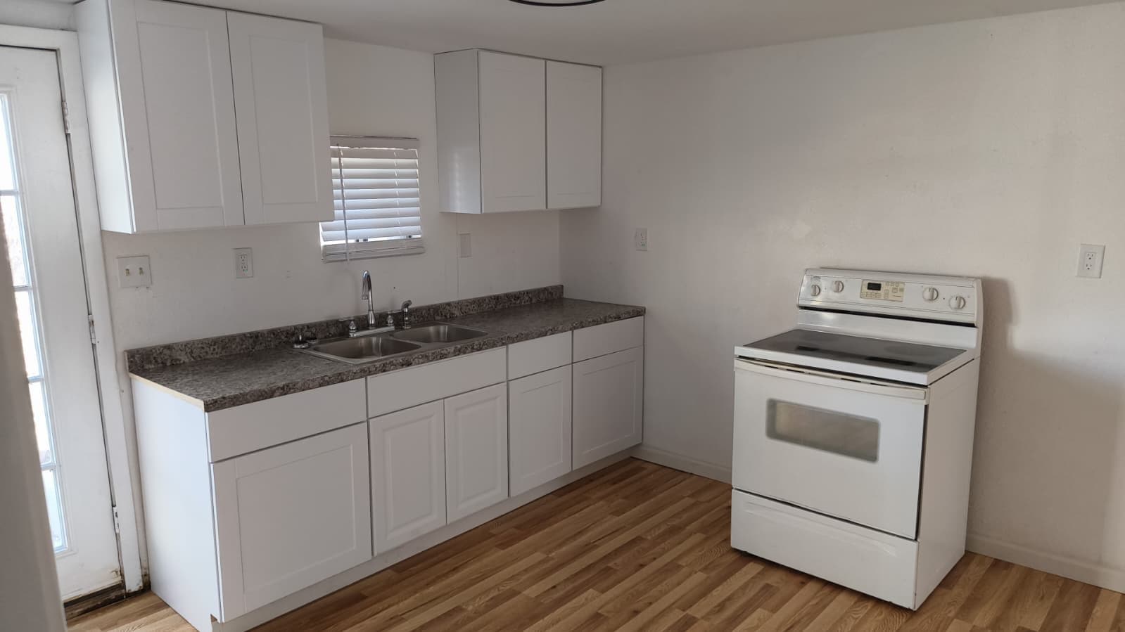 Pueblo House: 2105 W 19th St