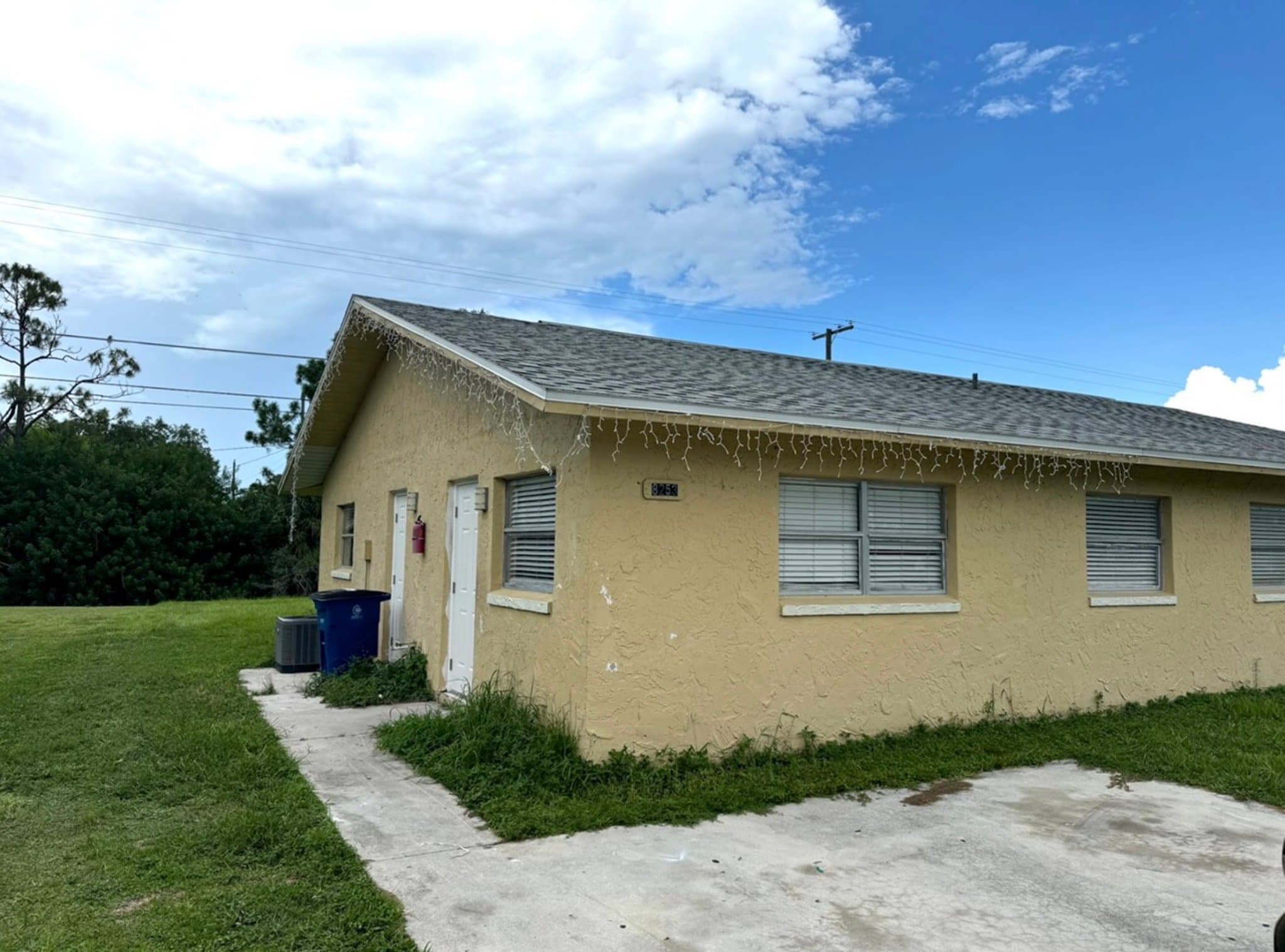 Fort myers House: 8251 BEACON BLVD