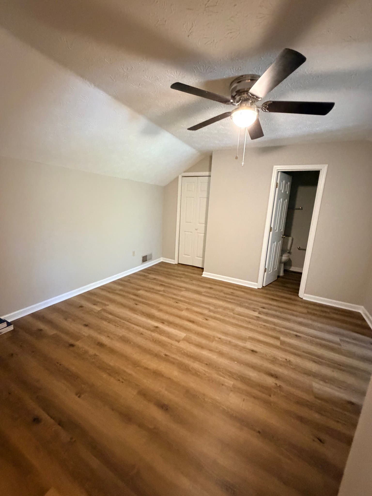 Athens Townhome: 480 Huntington Rd