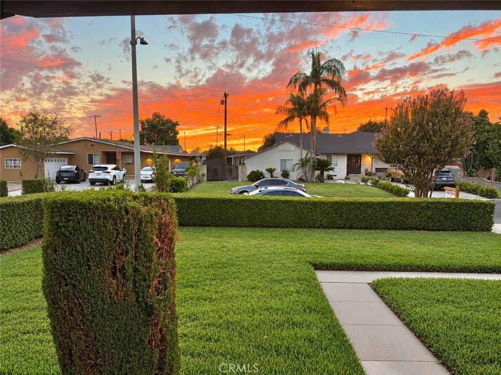 West Covina House: 1030 S Pricedale Ave