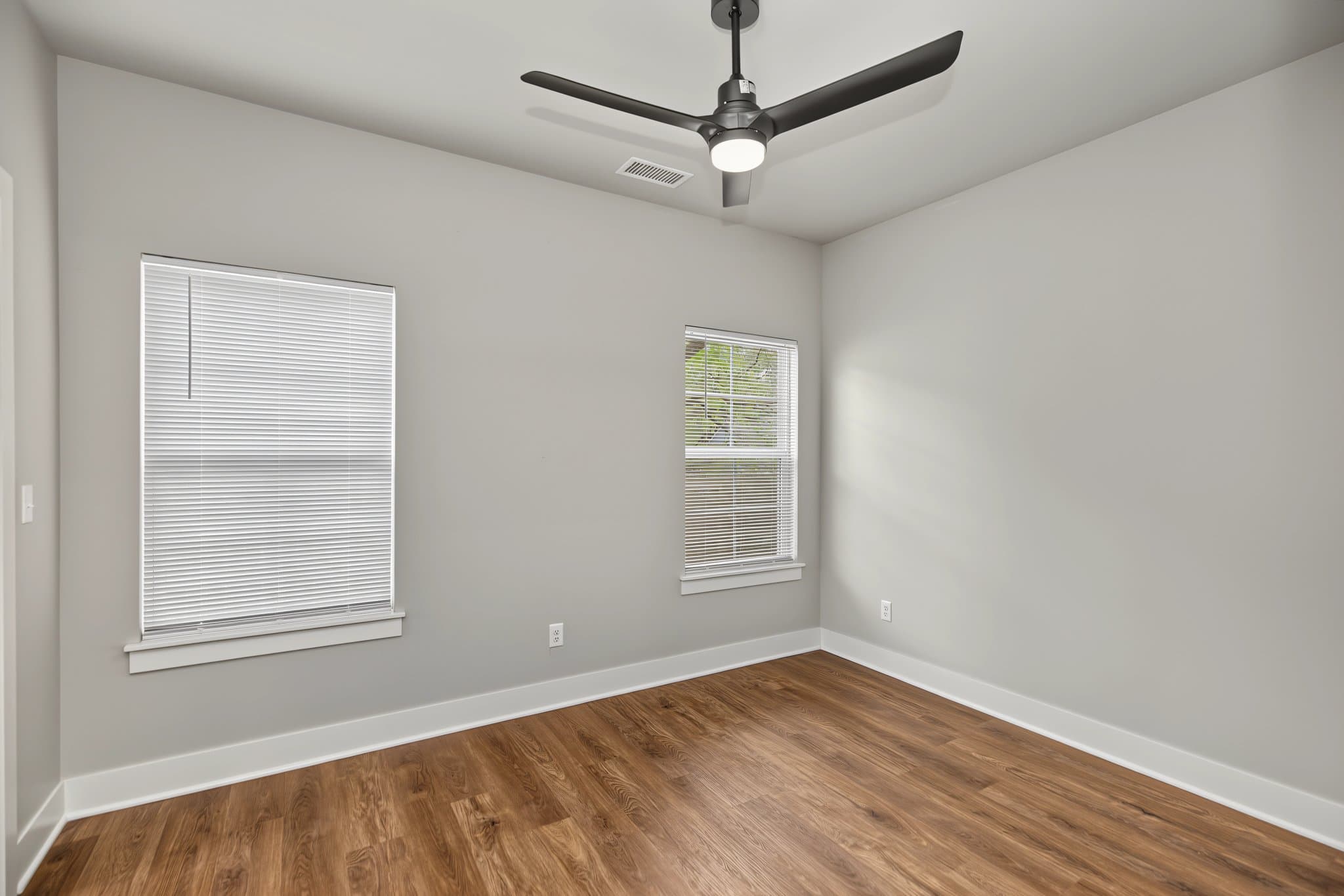 Fayetteville House: 1411 #2 S Washington Ave