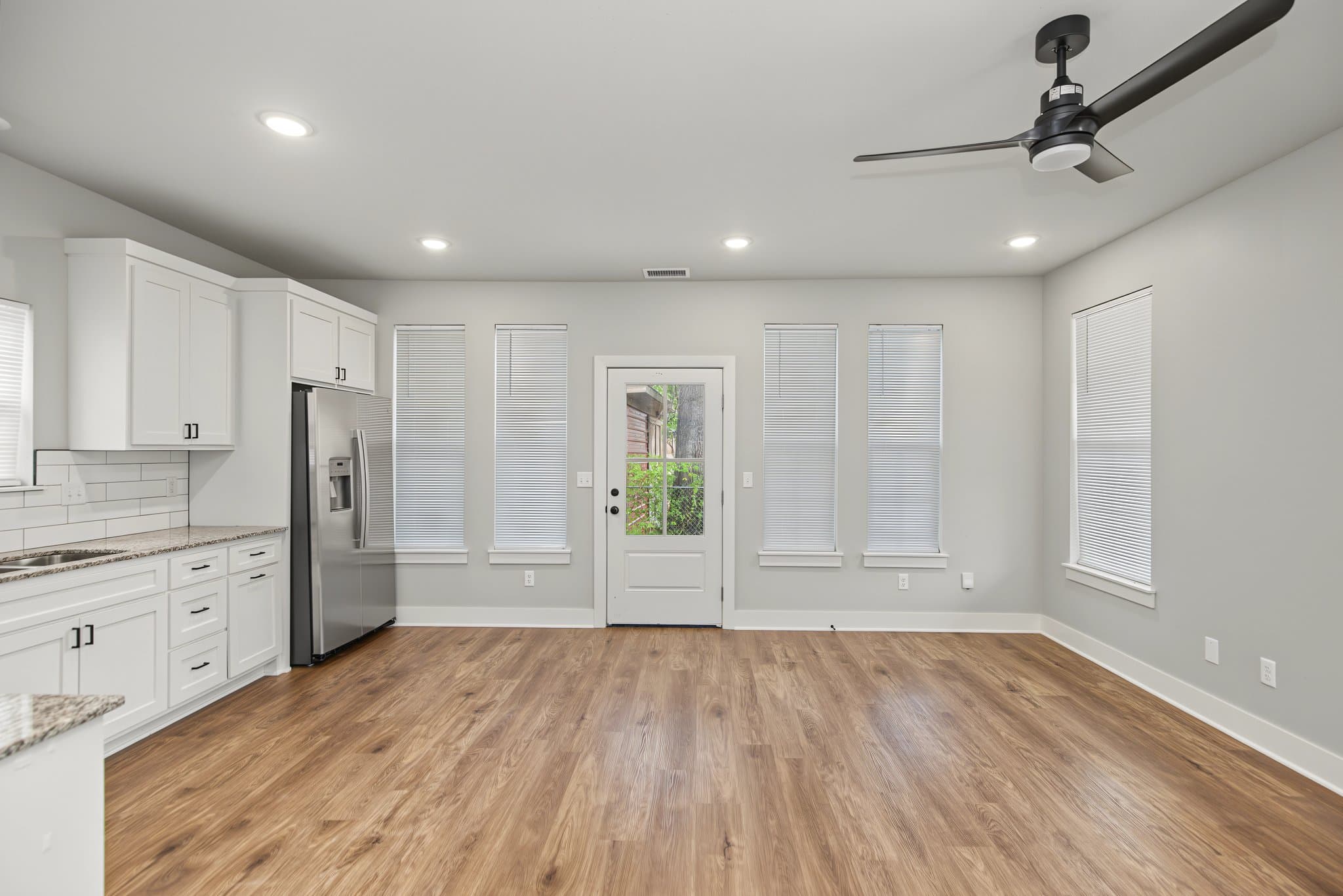 Fayetteville House: 1411 #2 S Washington Ave
