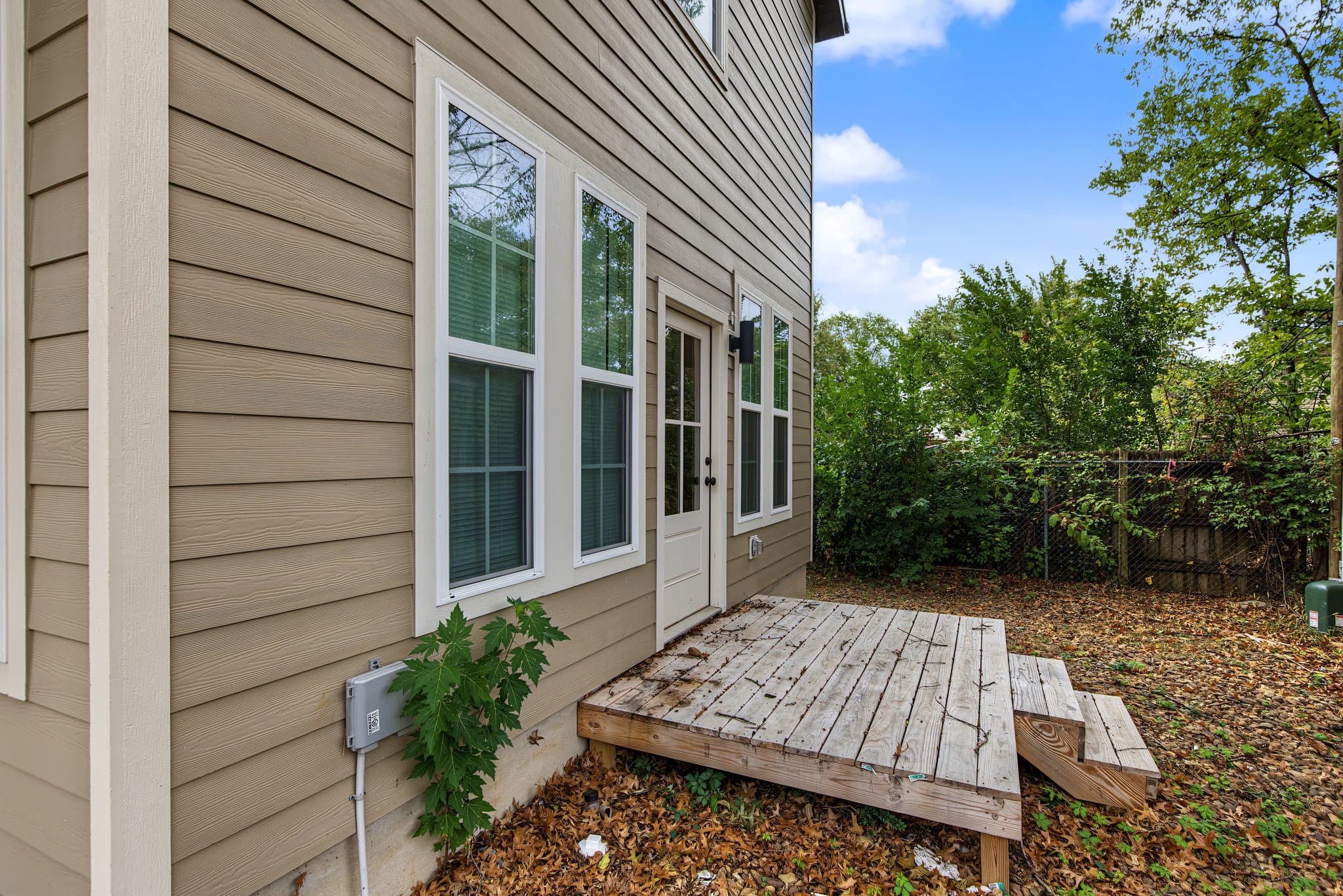 Fayetteville House: 1411 #2 S Washington Ave