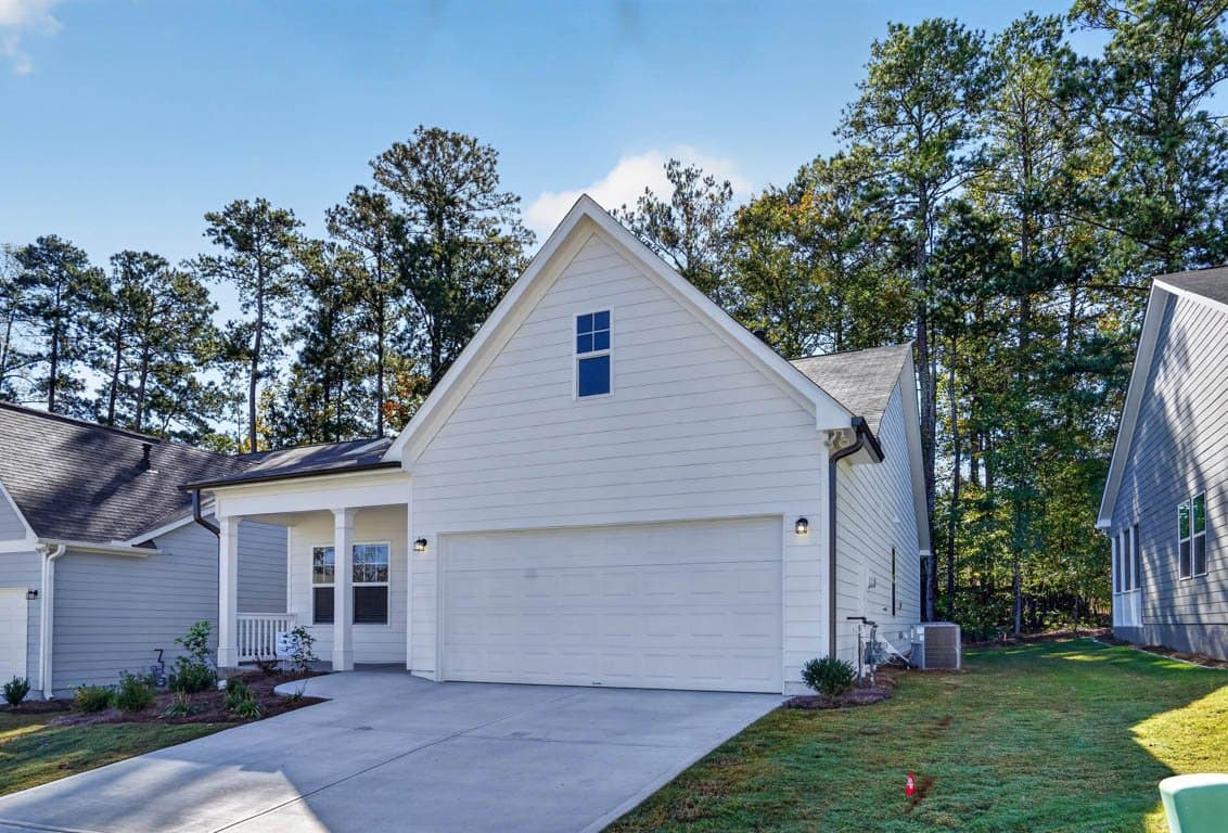 Dallas House: 330 Cedar Hill Dr