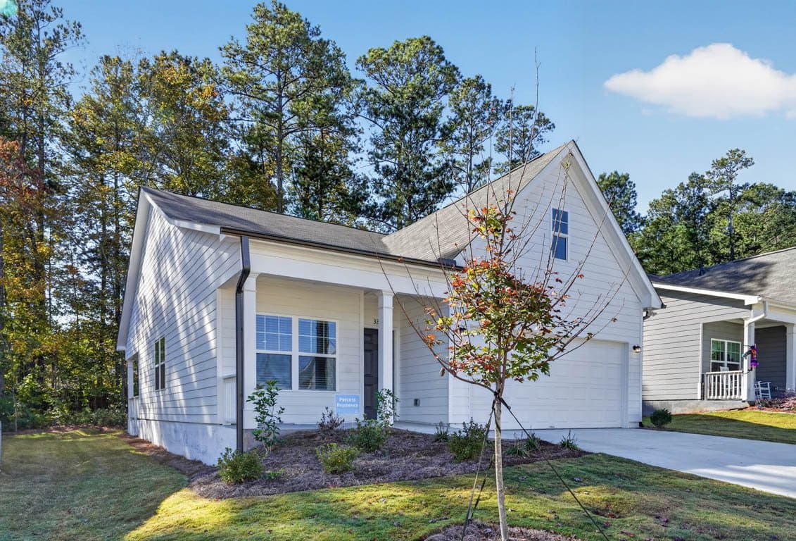 Dallas House: 330 Cedar Hill Dr