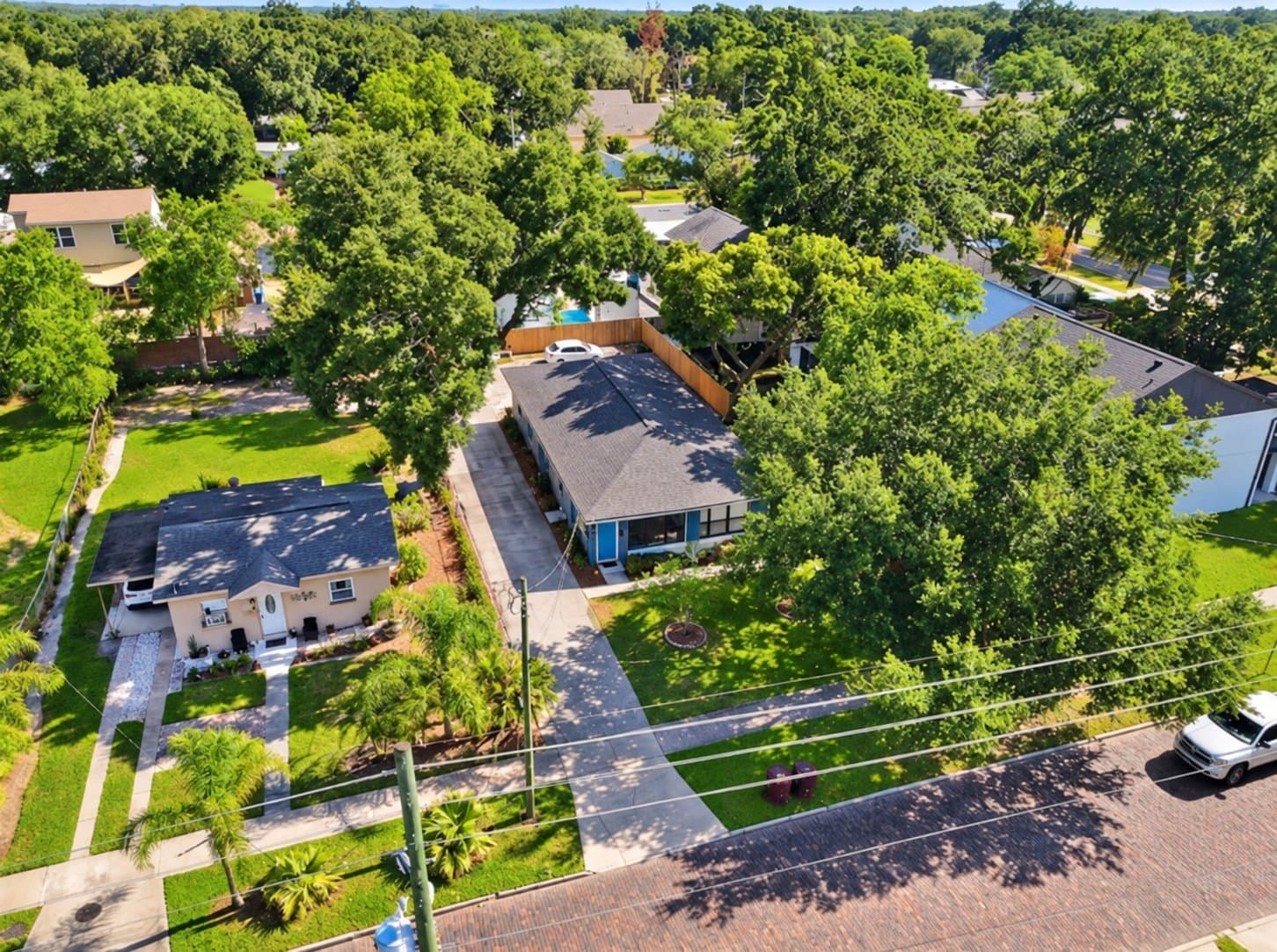 Orlando House: 1511 E Kaley St