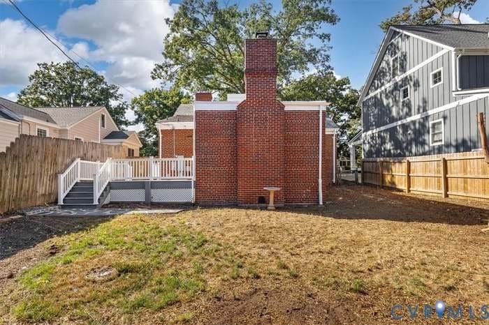 Richmond House: 613 Maple Ave