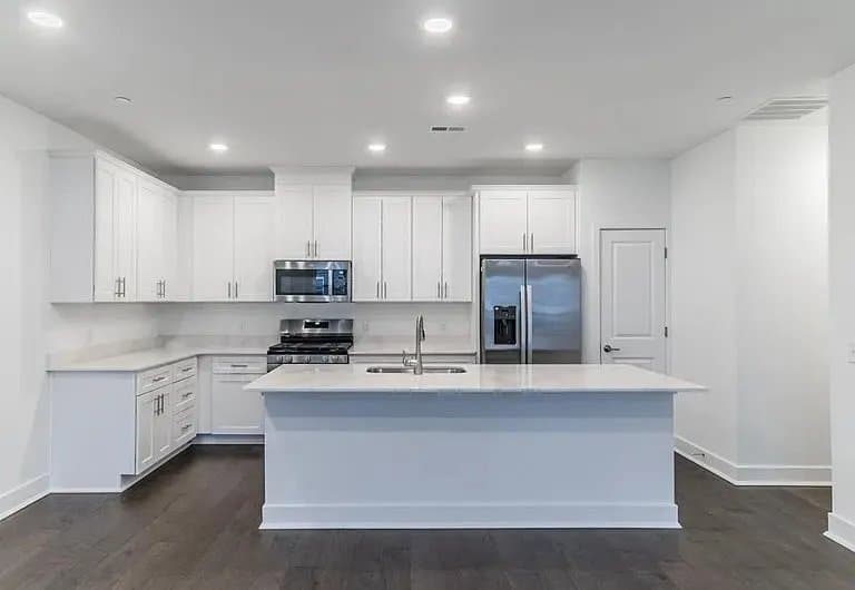 Pennington Condo: 106 Leona Stewart Ln