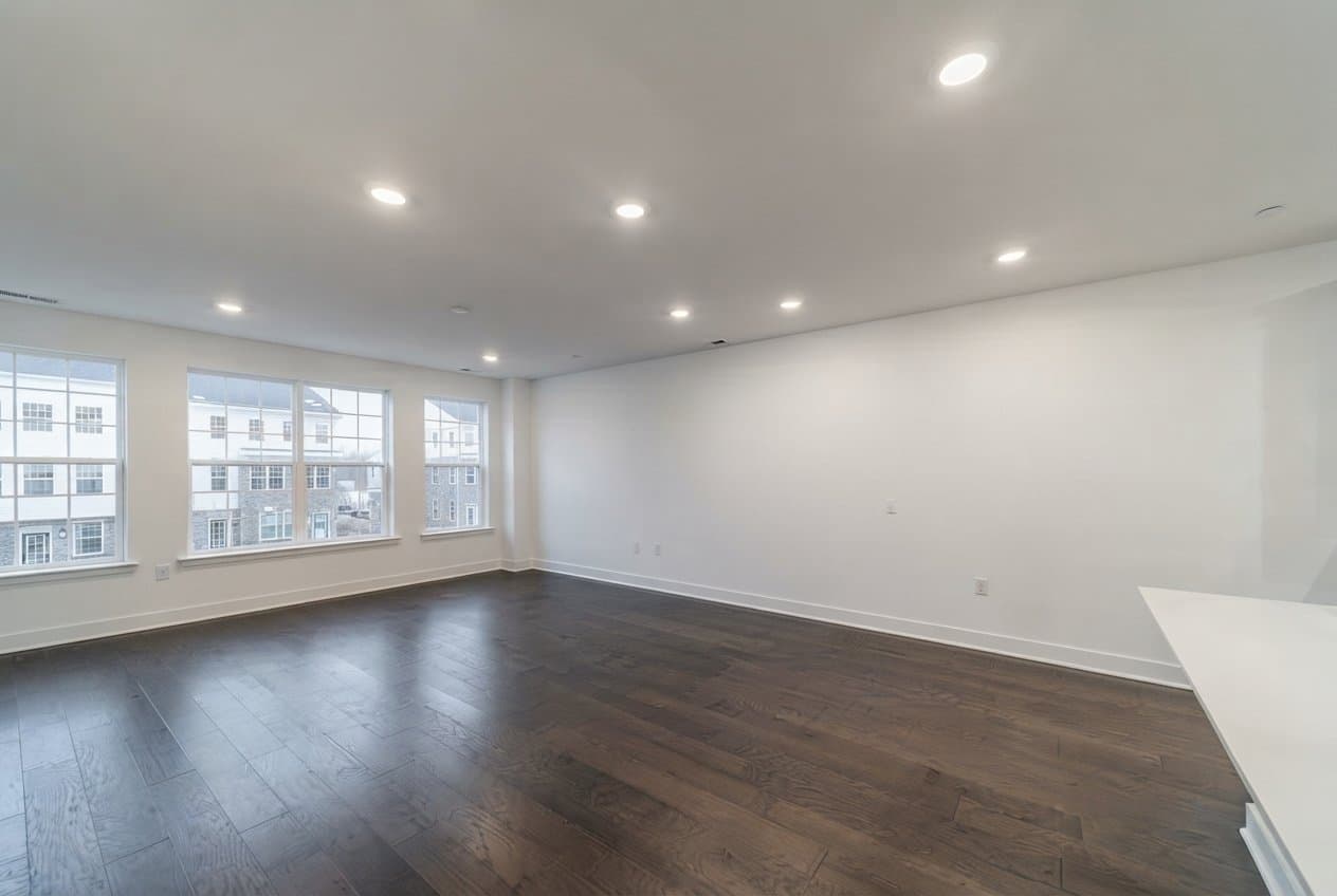 Pennington Condo: 106 Leona Stewart Ln