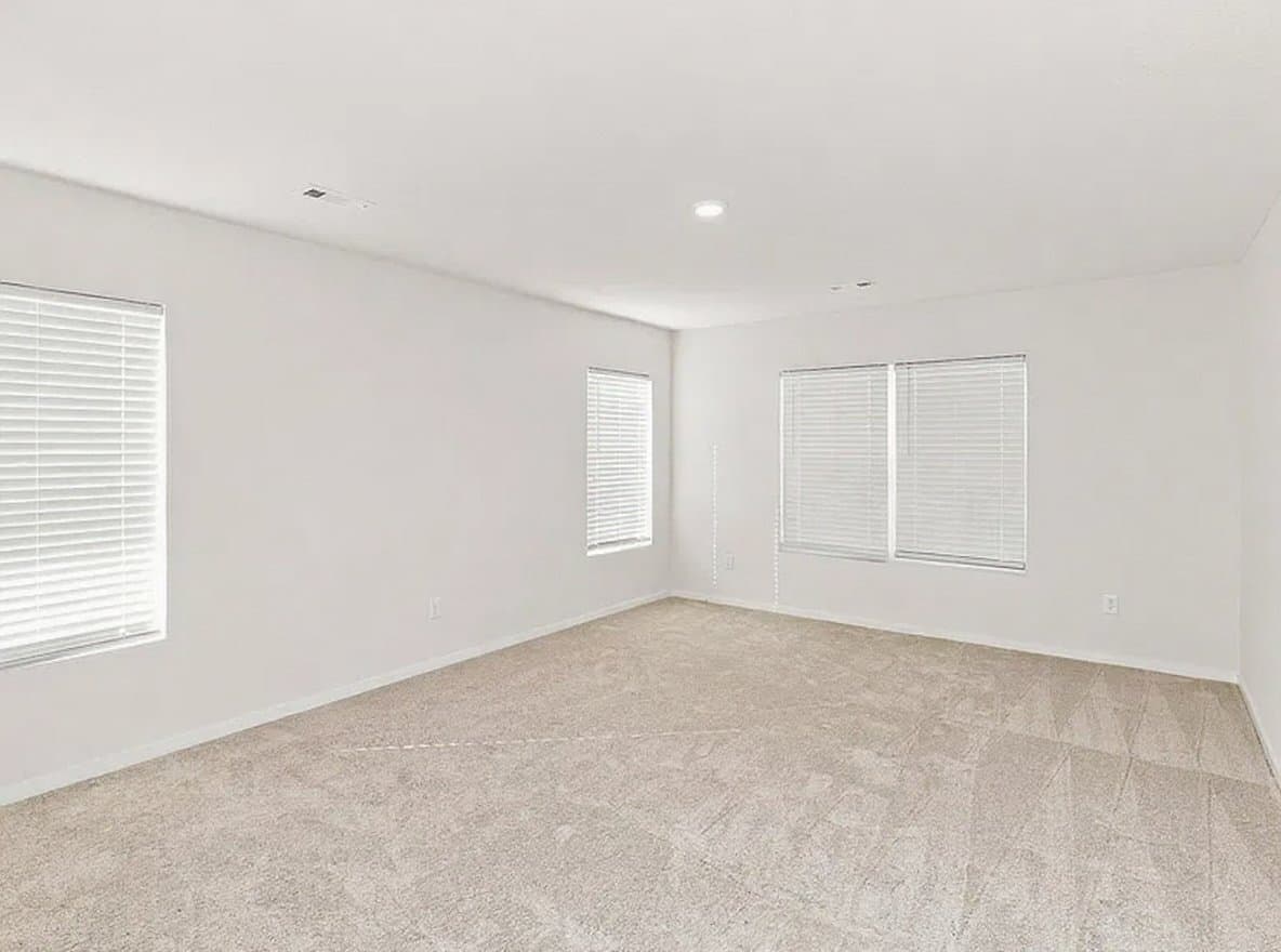 Edgerton House: 38015 w 207th ter