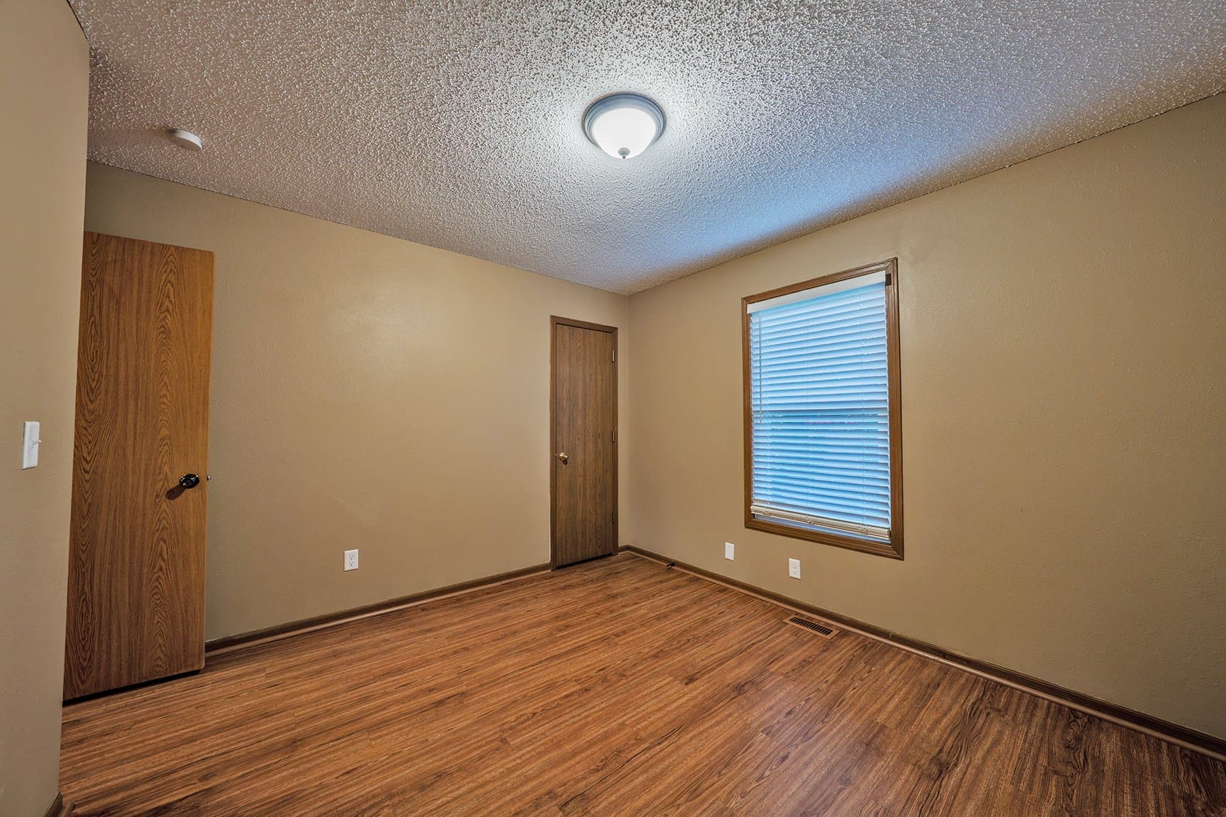 Lawrence Townhome: 3506 W 24th St