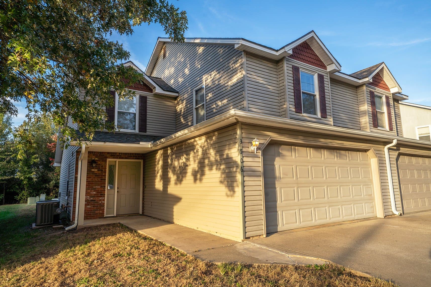 Lawrence Townhome: 3506 W 24th St