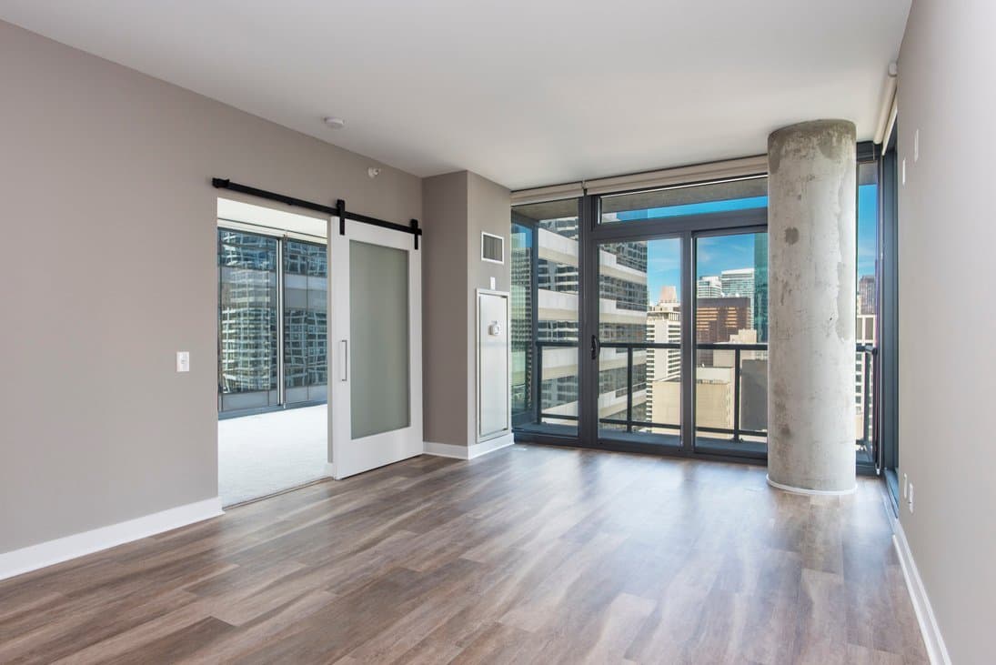 Chicago Condo: 21 East Ohio Street