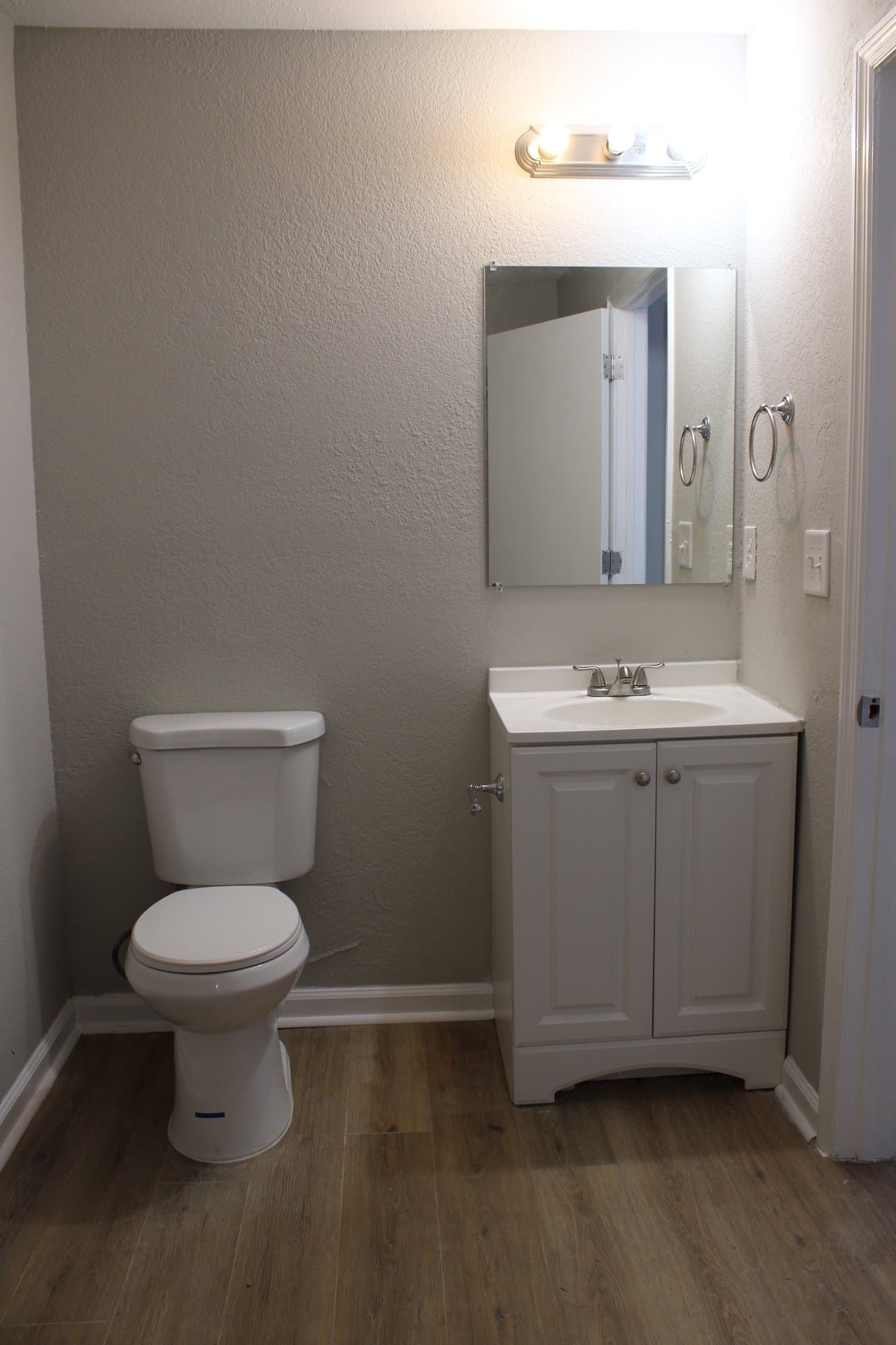 Augusta Apartment: 1907A Broad St
