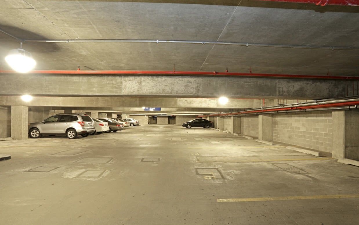 Chicago Condo: 439 East Illinois Street