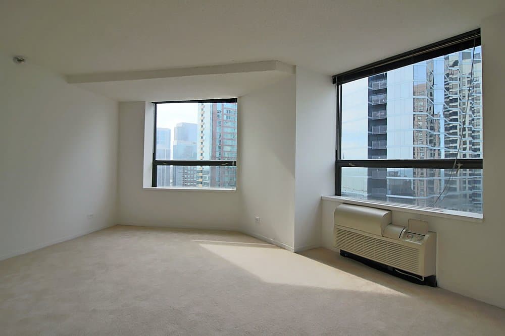 Chicago Condo: 437 East Illinois Street
