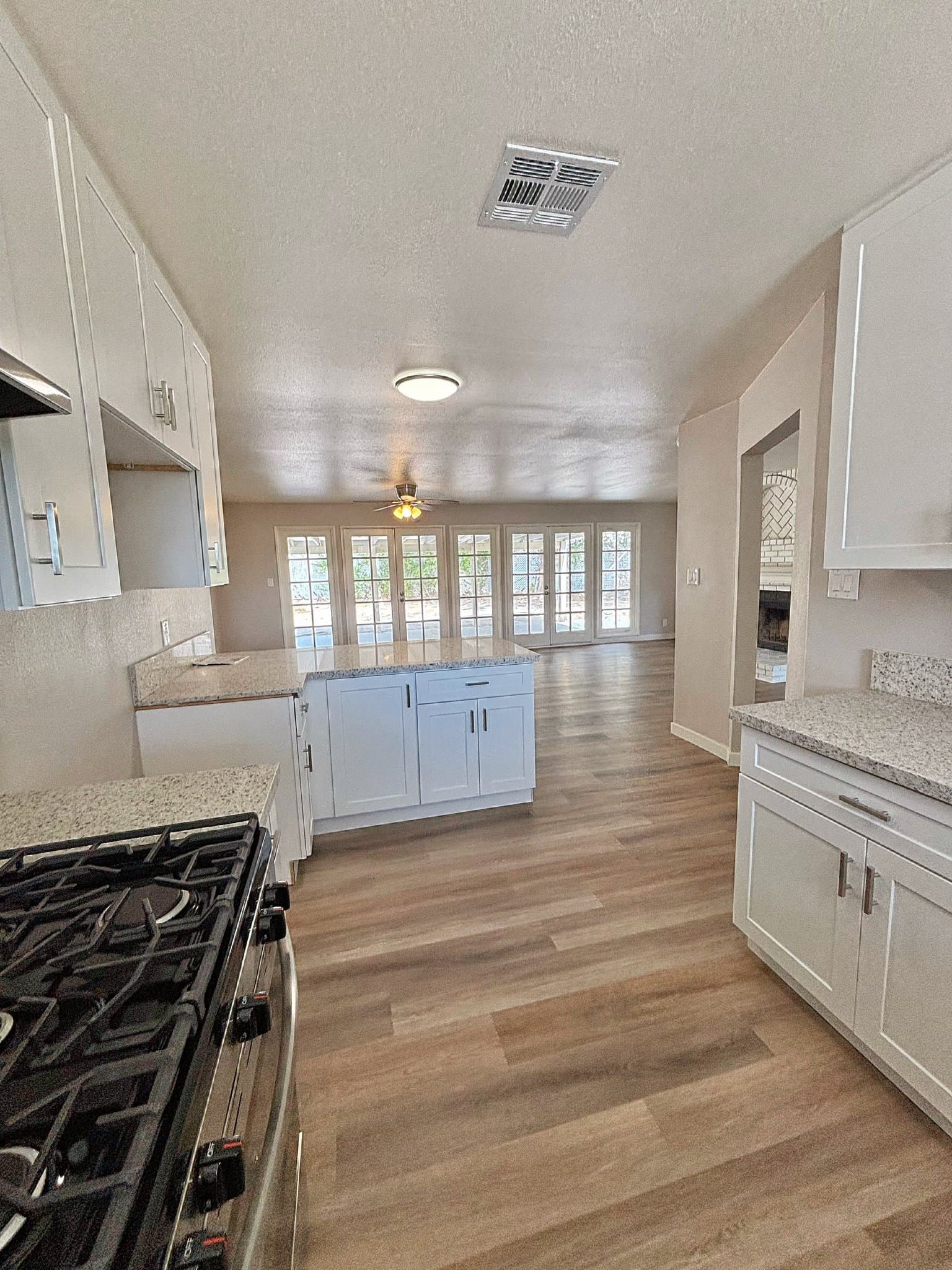 Riverside House: 4127 Seymour St