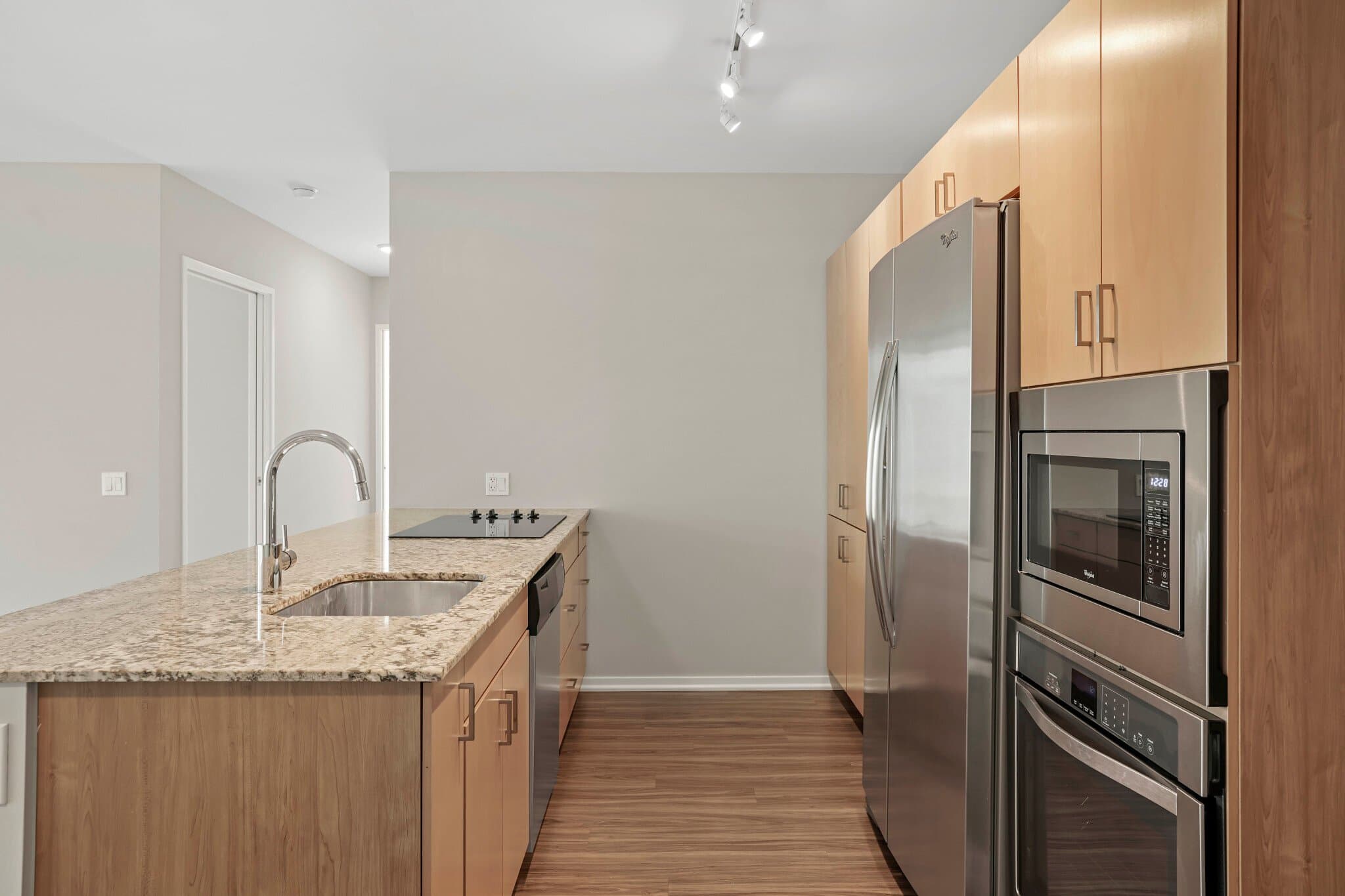 Chicago Condo: 445 N Michigan Ave