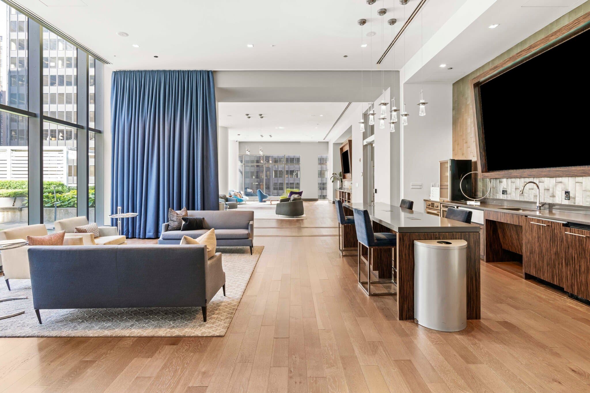 Chicago Condo: 209 North Wabash Avenue