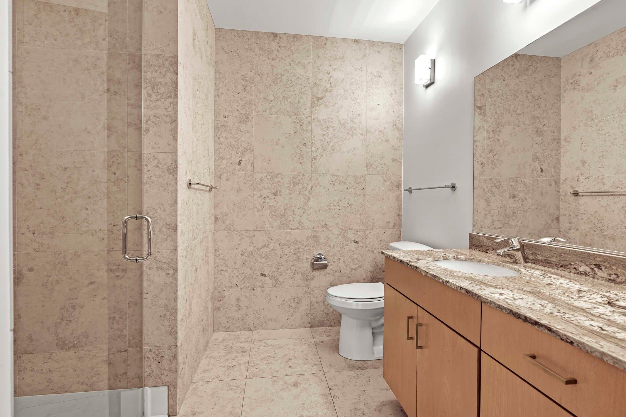Chicago Condo: 167 East Ohio Street