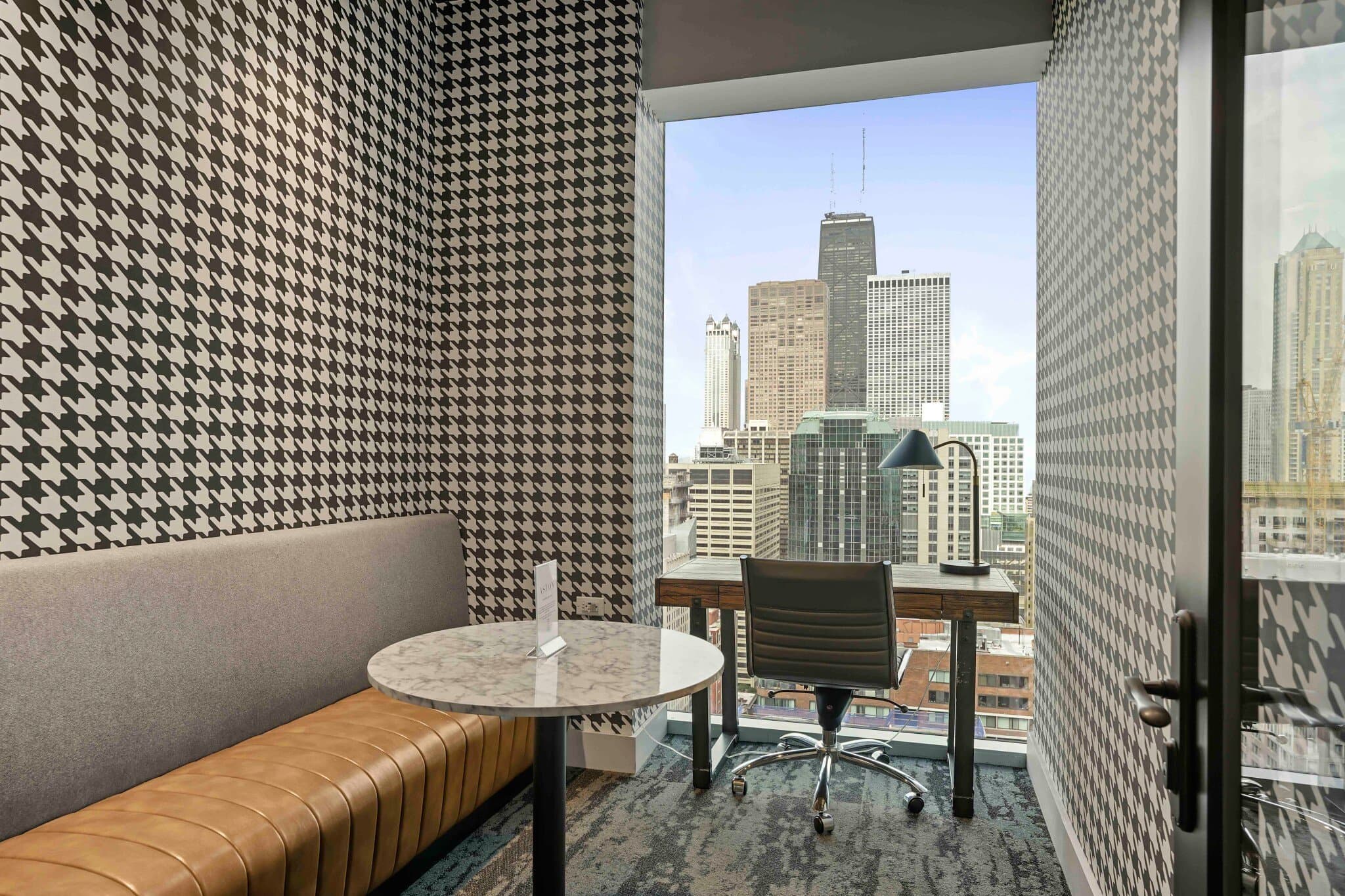 Chicago Condo: 167 East Ohio Street
