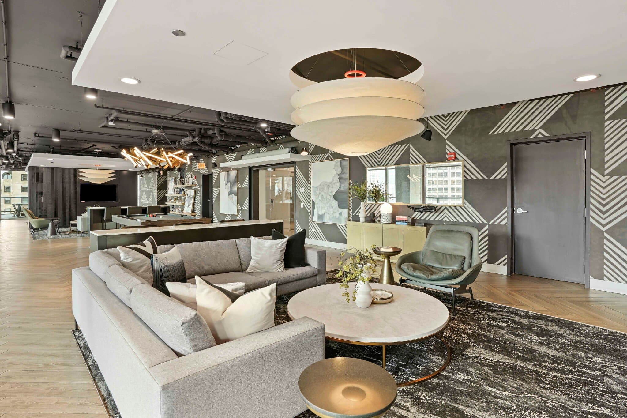 Chicago Condo: 167 East Ohio Street