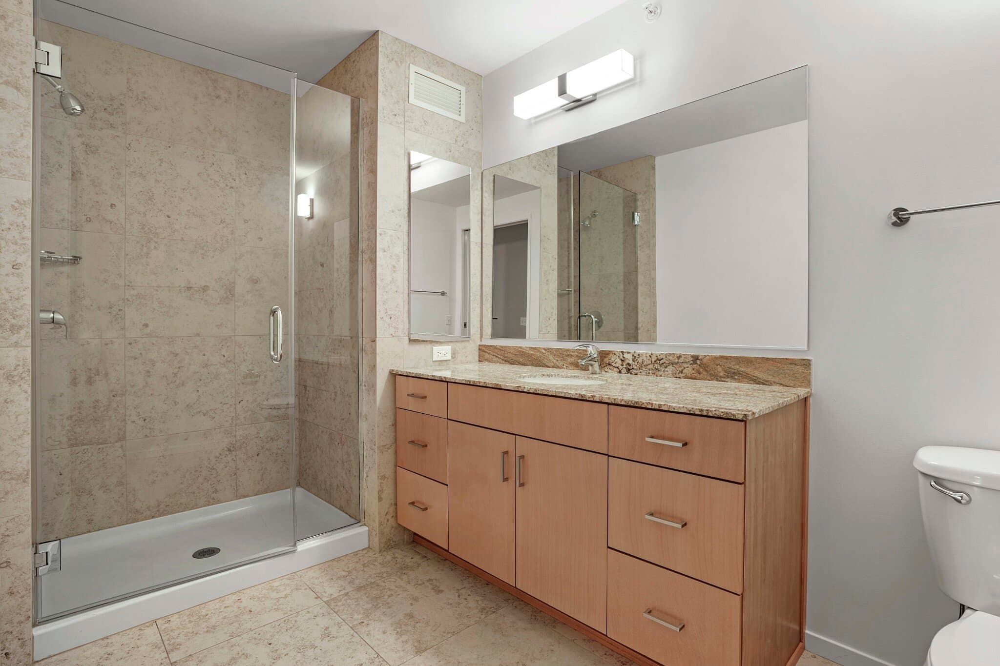 Chicago Condo: 167 East Ohio Street
