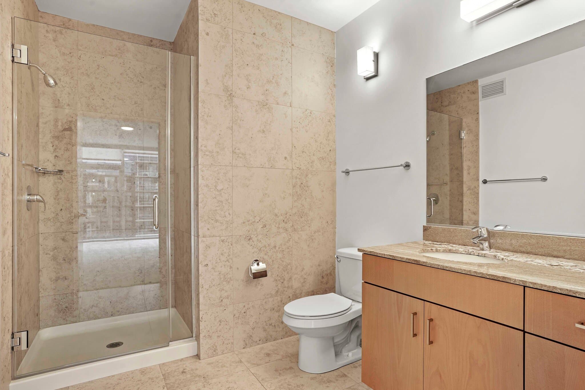 Chicago Condo: 167 East Ohio Street