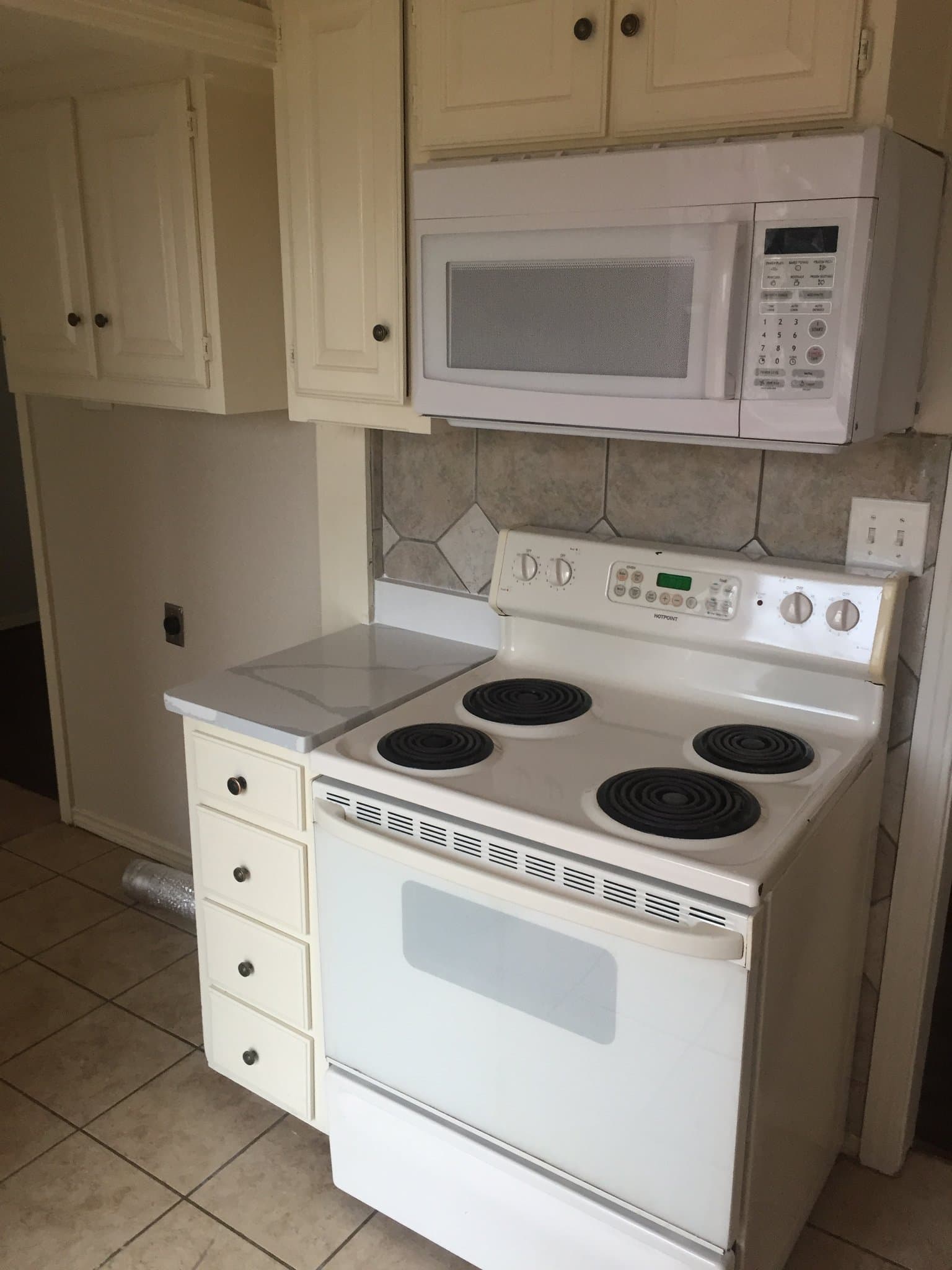 Garland House: 2101 Evergreen St