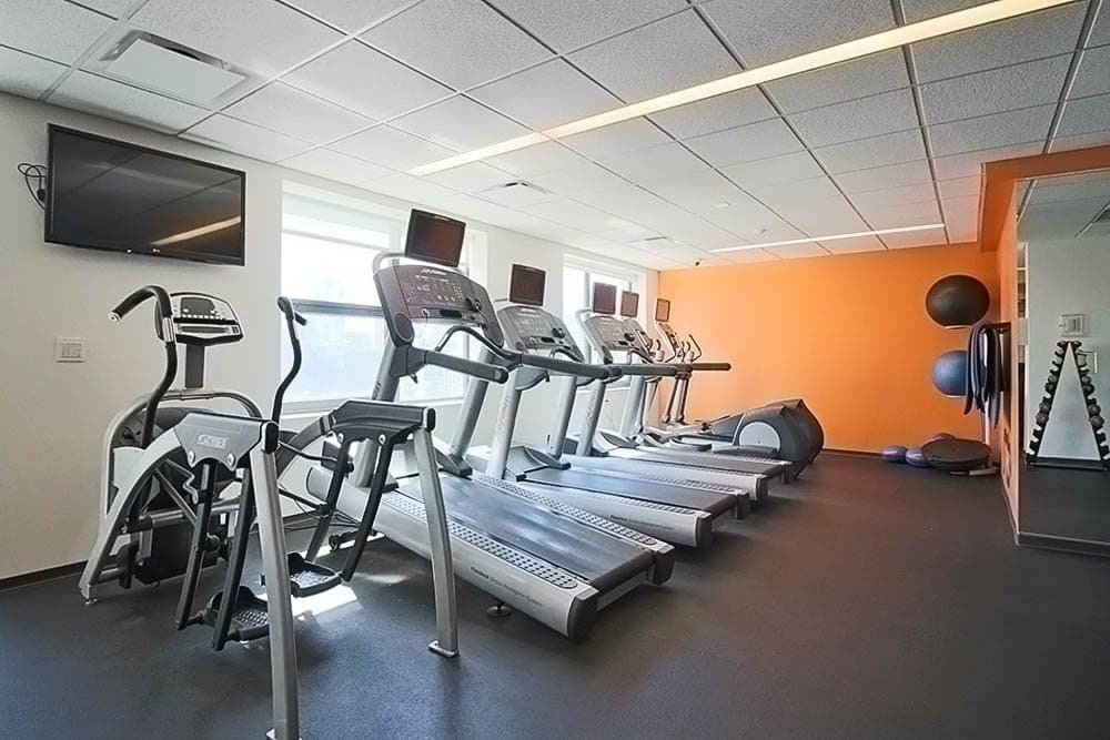 Chicago Condo: 610 North La Salle Drive