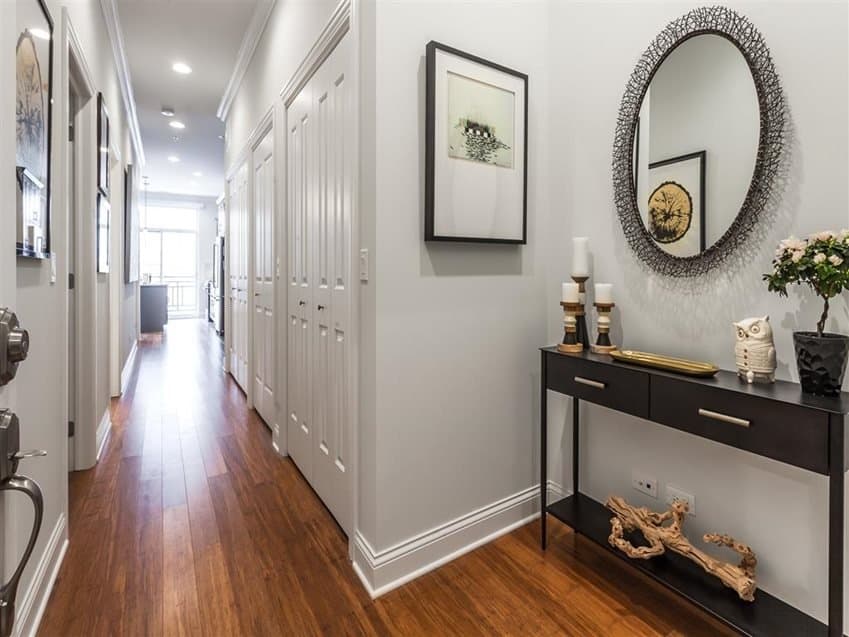 Chicago Condo: 689 South Wells Street