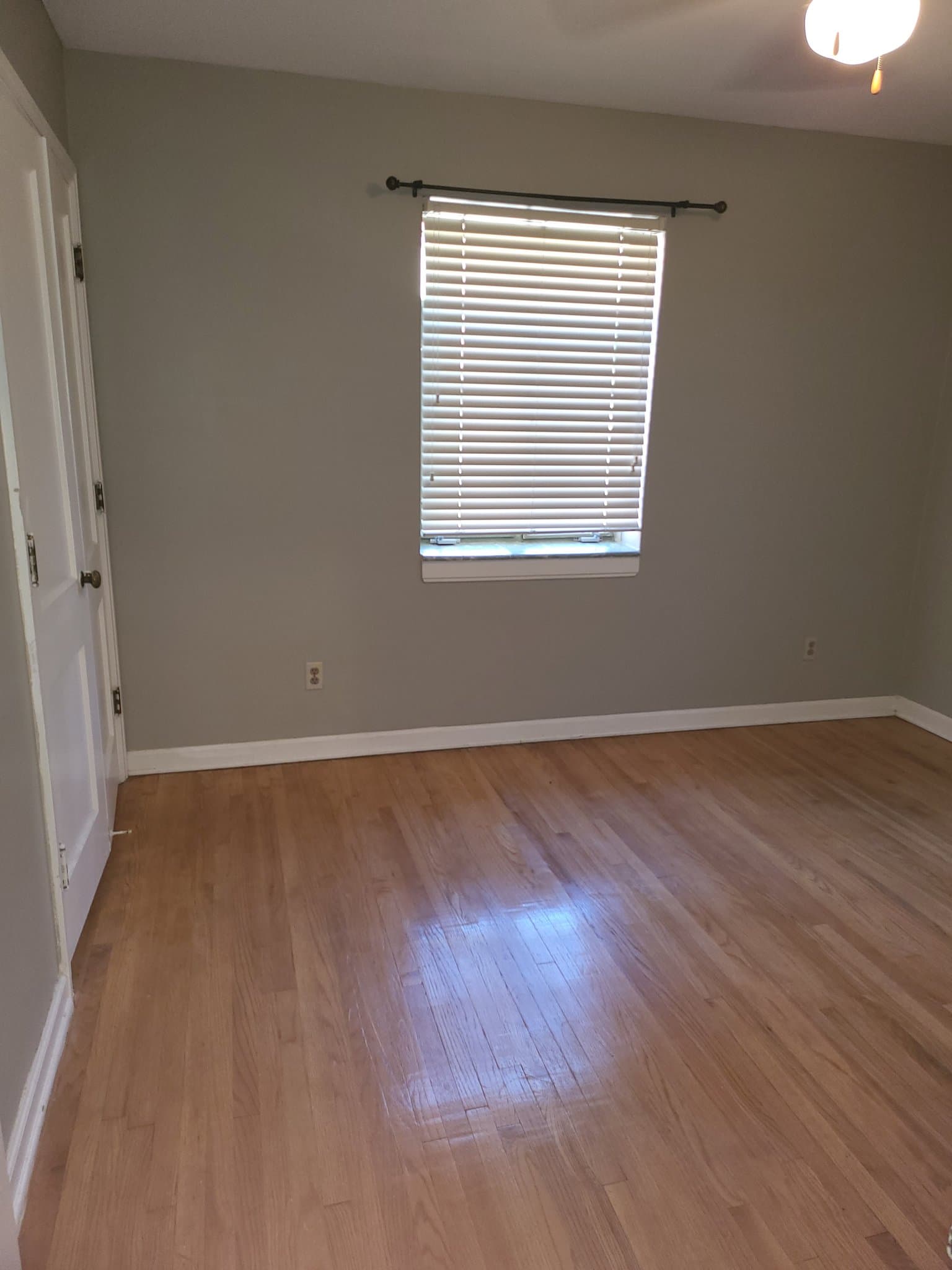 Wichita Apartment: 715 Buffum