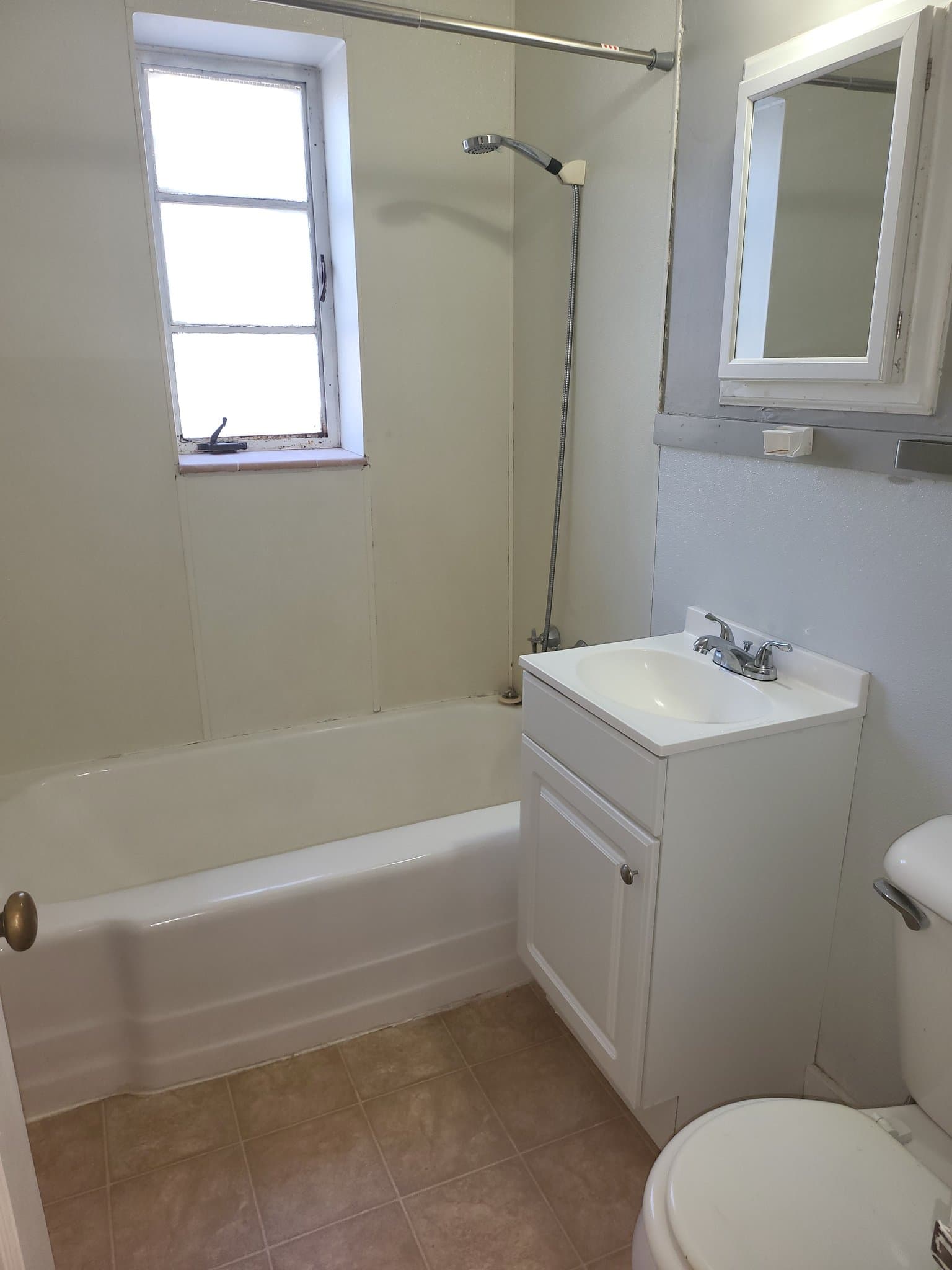 Wichita Apartment: 715 Buffum