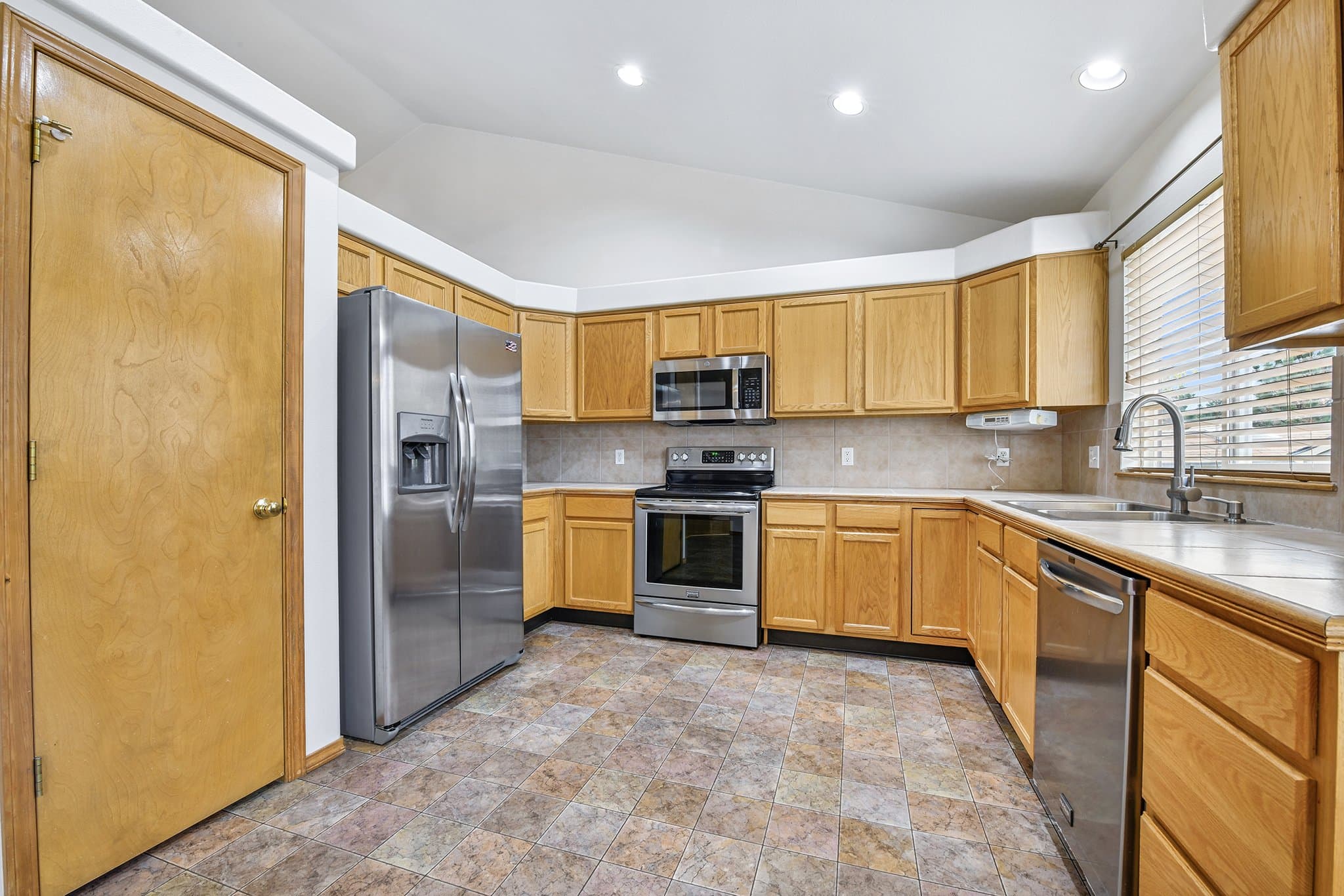 Monument House: 15647 Split Creek Dr